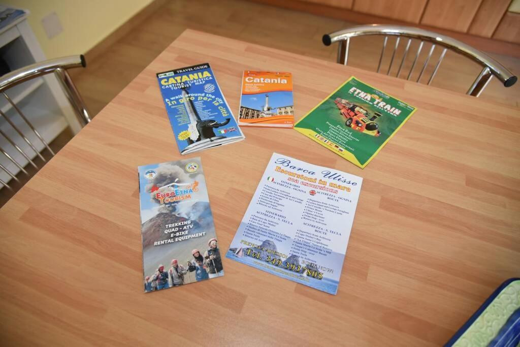 Casa Vacanza Zina คาตาเนีย ภายนอก รูปภาพ